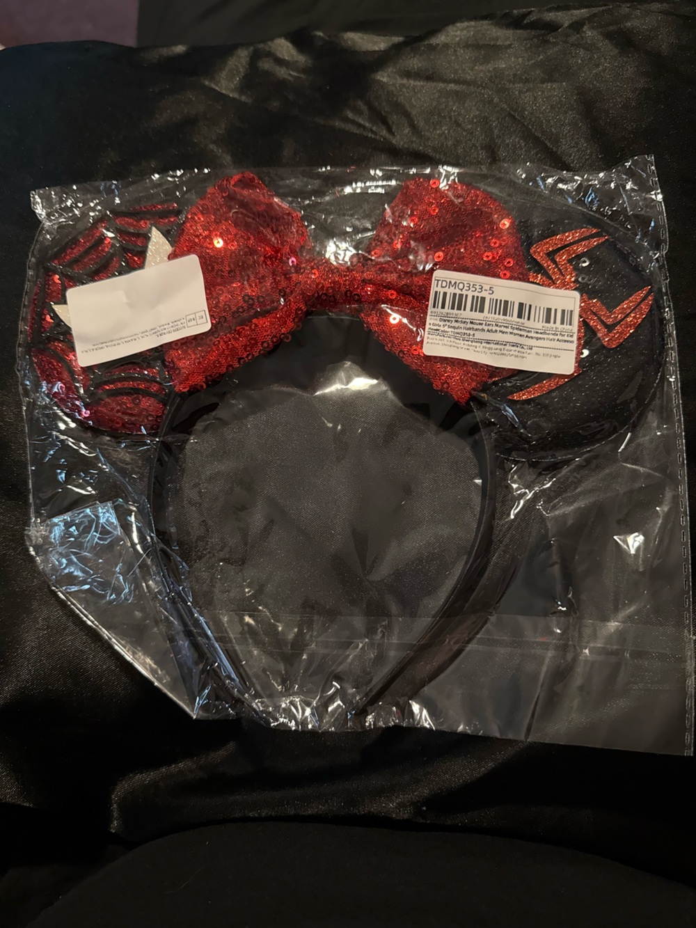Spider-Man Mickey Ears - Picture 4 of 7